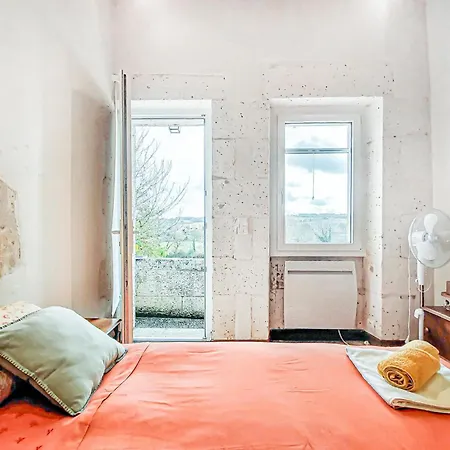 6 Bedroom Beautiful Home In Touvre Holiday home