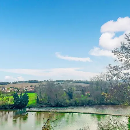 6 Bedroom Beautiful Home In Touvre